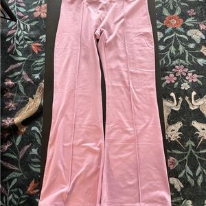 PINK NWOT LARGE Victoria's Secret Light Pink Winter Performance Flare Yoga Pants